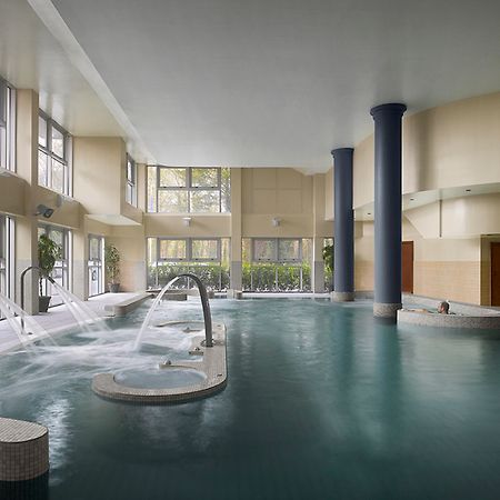 Radisson Blu Hotel & Spa, Little Island Cork Carrigtohill Exterior photo
