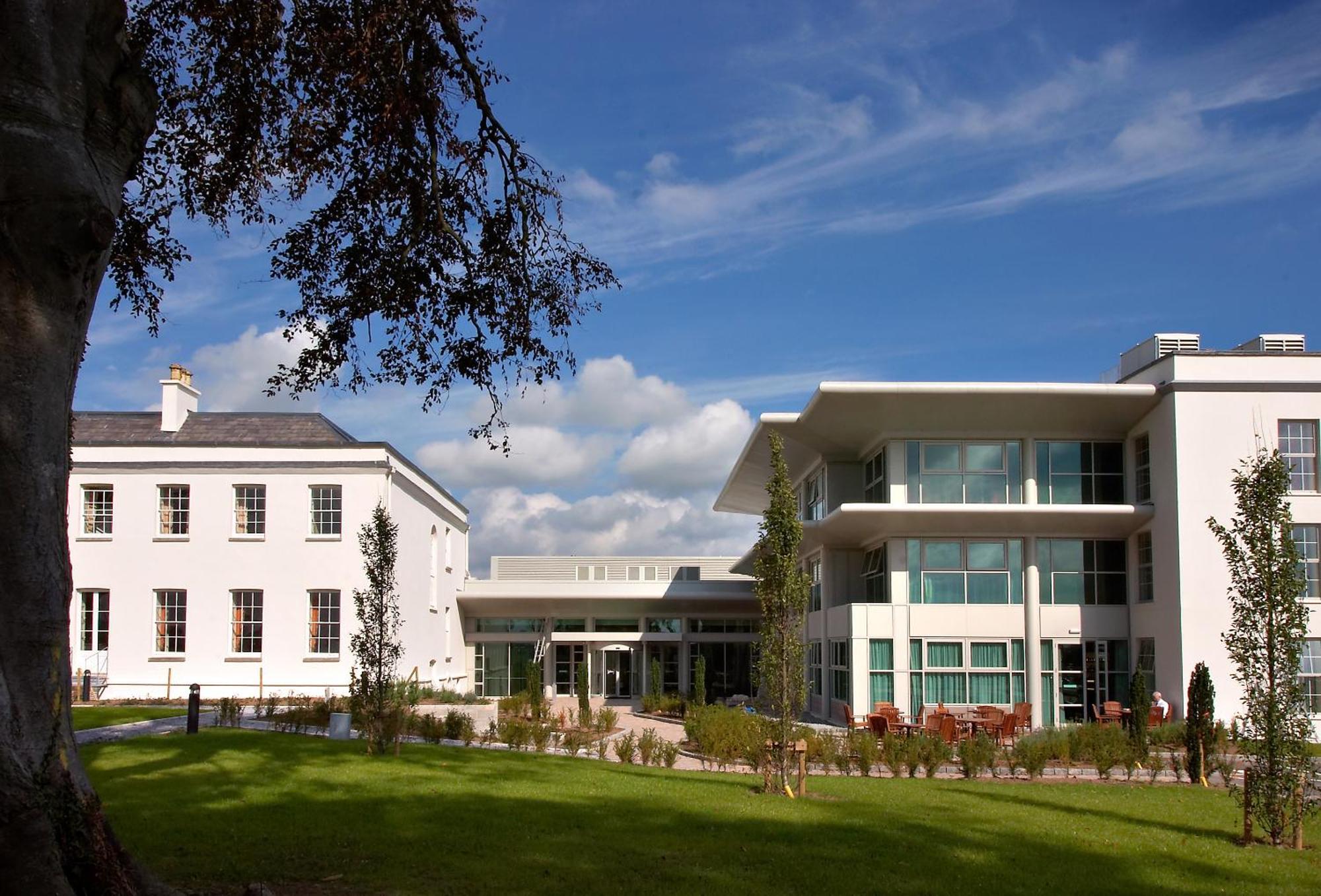 Radisson Blu Hotel & Spa, Little Island Cork Carrigtohill Exterior photo